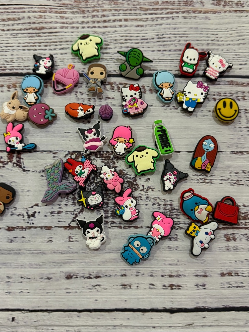 Sanrio & cute jibbitz crocs shoe charms Pink, Blue, Green Assortment